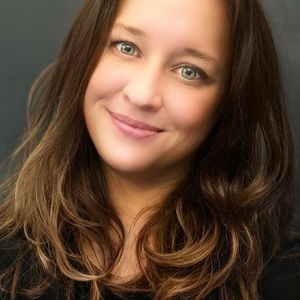 Meet your Posher, Julie